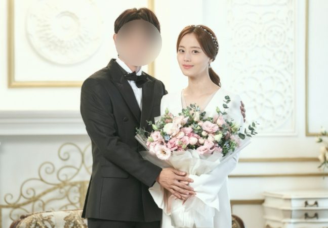 배우 문채원 6월 결혼 발표